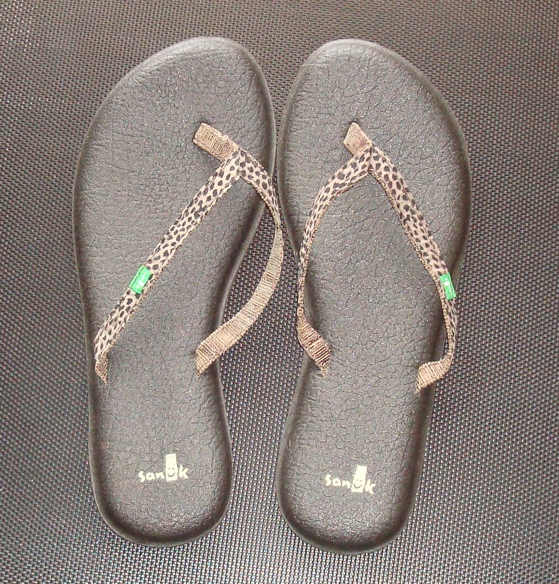 Uncomfortable Flip Flops Are Now a Walking Delight | Yarn Over, Pull ...